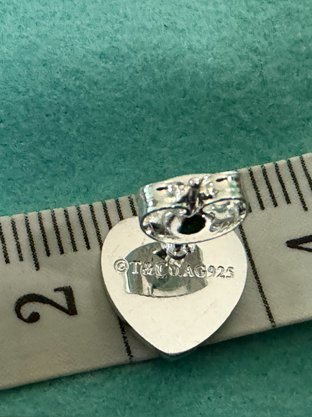Tiffany and co mini heart earrings - Picture 5 of 14